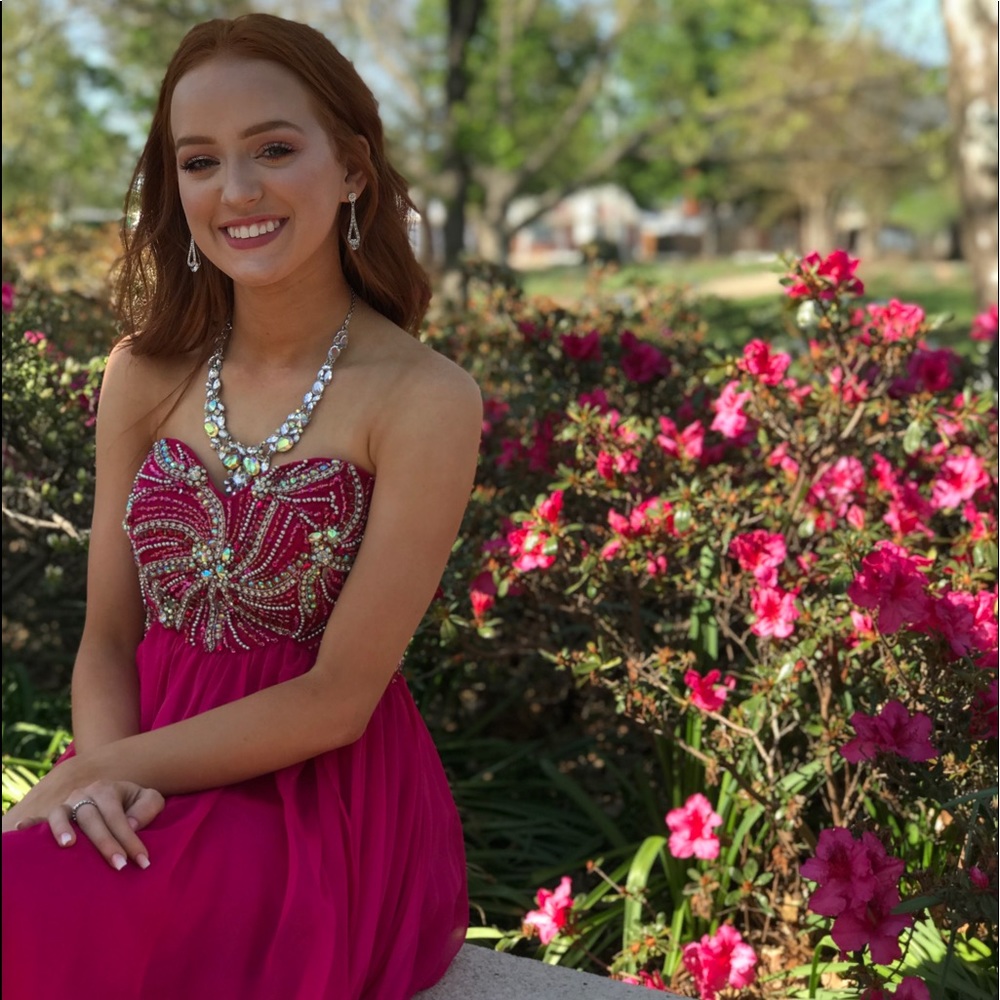 Meet your Posher, Emma